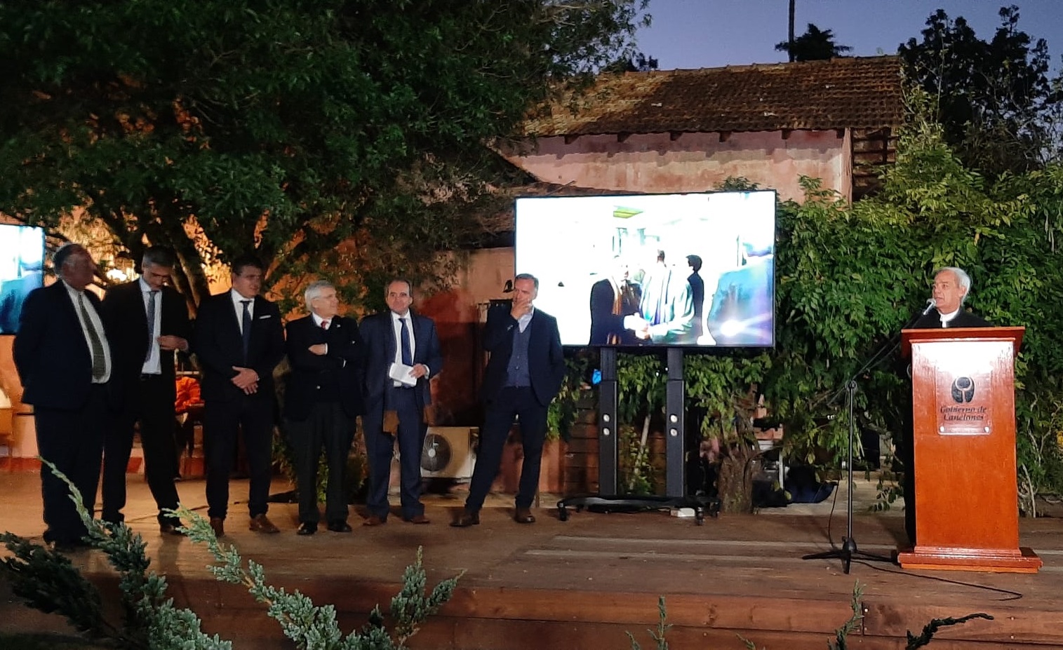 Texto descriptivo de la imagen